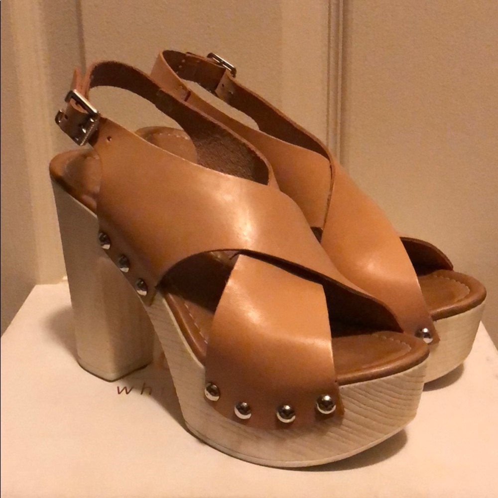 Summit by White Mountain Nessie Wedges